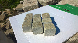 Гранитная брусчатка галтованная 60-80мм 150*150*80