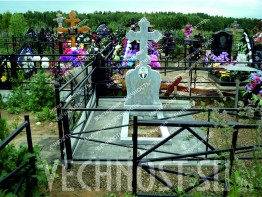 Памятник из мрамора