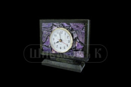 Sv23-00085 Часы "Семафор" из змеевика с мозаикой из чароита 150*50*130 мм