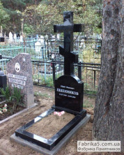 Крест на могилу гранитный