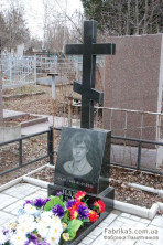 Крест на могилу гранитный
