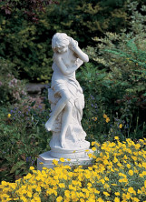 Скульптура. Venus statue