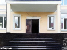 ЛЕСТНИЦА ДЛЯ КРЫЛЬЦА ИЗ ЧЁРНОГО ГРАНИТА