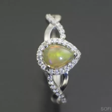 Серебряное кольцо с опалом натуральным