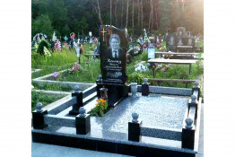 Ограда на могилу из гранита