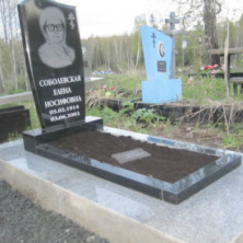 Памятник на могилу из гранита с установкой