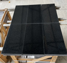 Плитка гранитная Absolute Black 600х300х18 мм