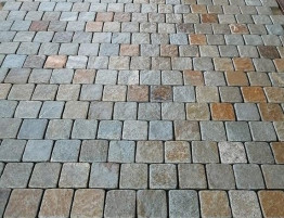 Брусчатка из златолита серого